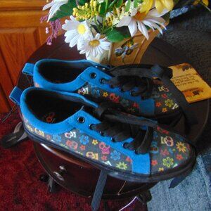 COCO PIXAR  TENNIS SHOES